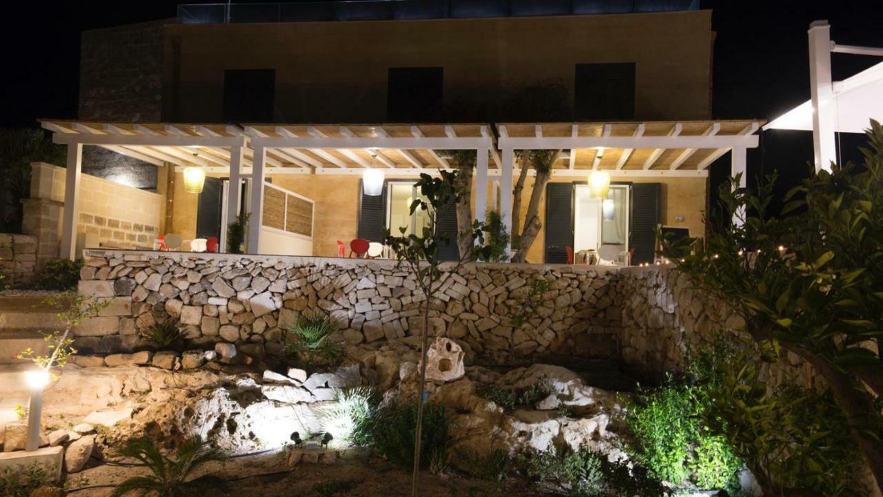 Le Suites Del Carrubo Φαβινιάνα Εξωτερικό φωτογραφία