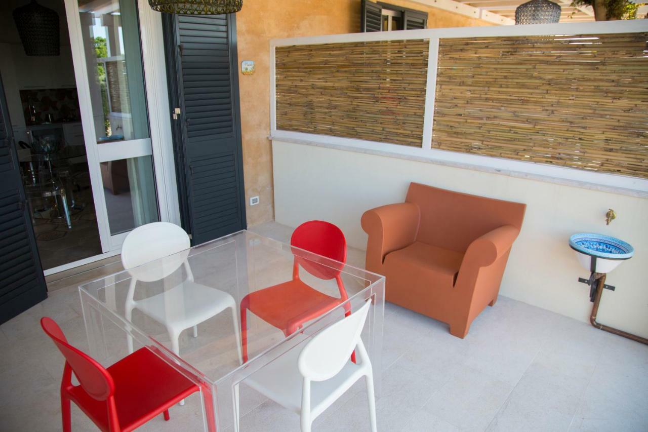 Le Suites Del Carrubo Φαβινιάνα Εξωτερικό φωτογραφία