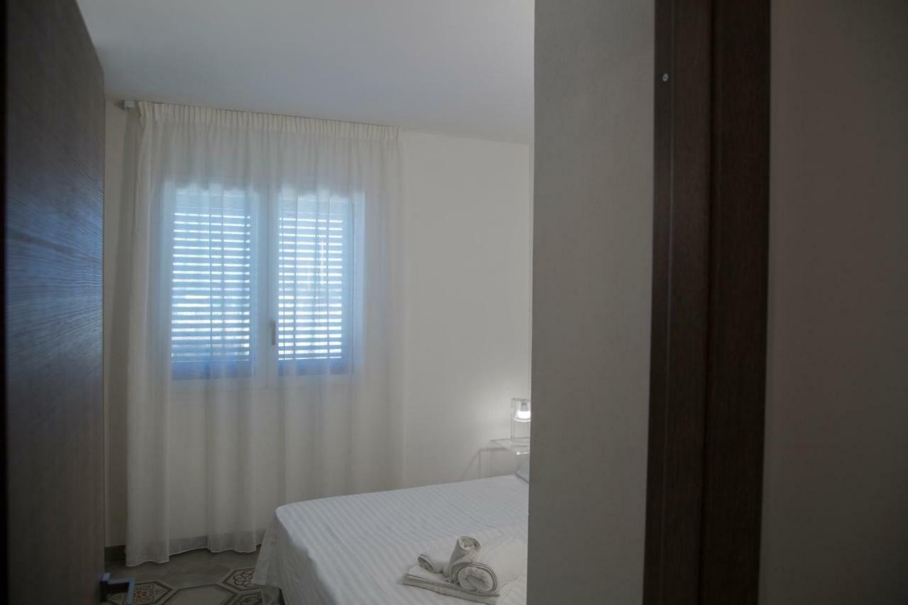 Le Suites Del Carrubo Φαβινιάνα Εξωτερικό φωτογραφία