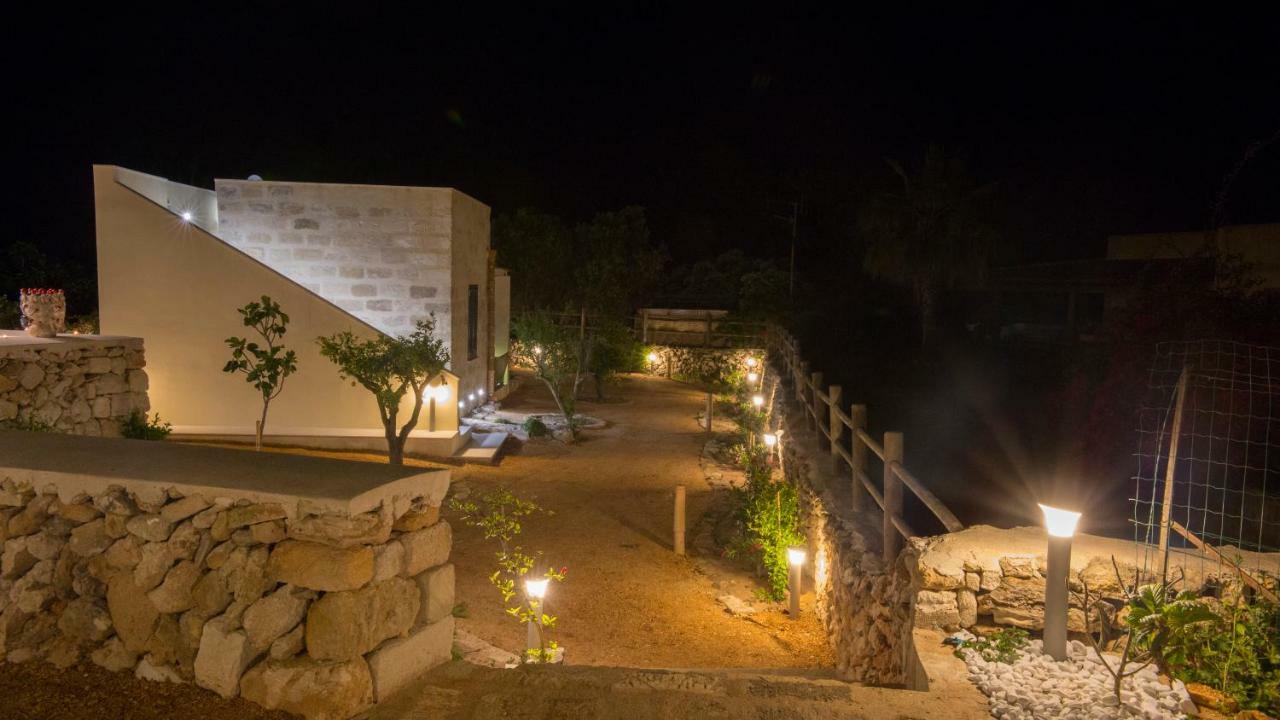 Le Suites Del Carrubo Φαβινιάνα Εξωτερικό φωτογραφία