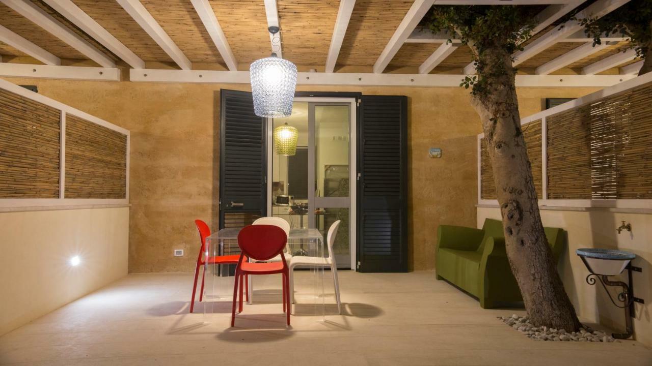 Le Suites Del Carrubo Φαβινιάνα Εξωτερικό φωτογραφία