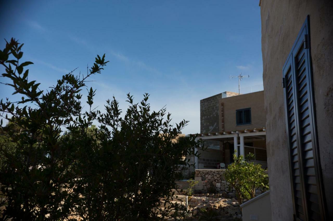 Le Suites Del Carrubo Φαβινιάνα Εξωτερικό φωτογραφία